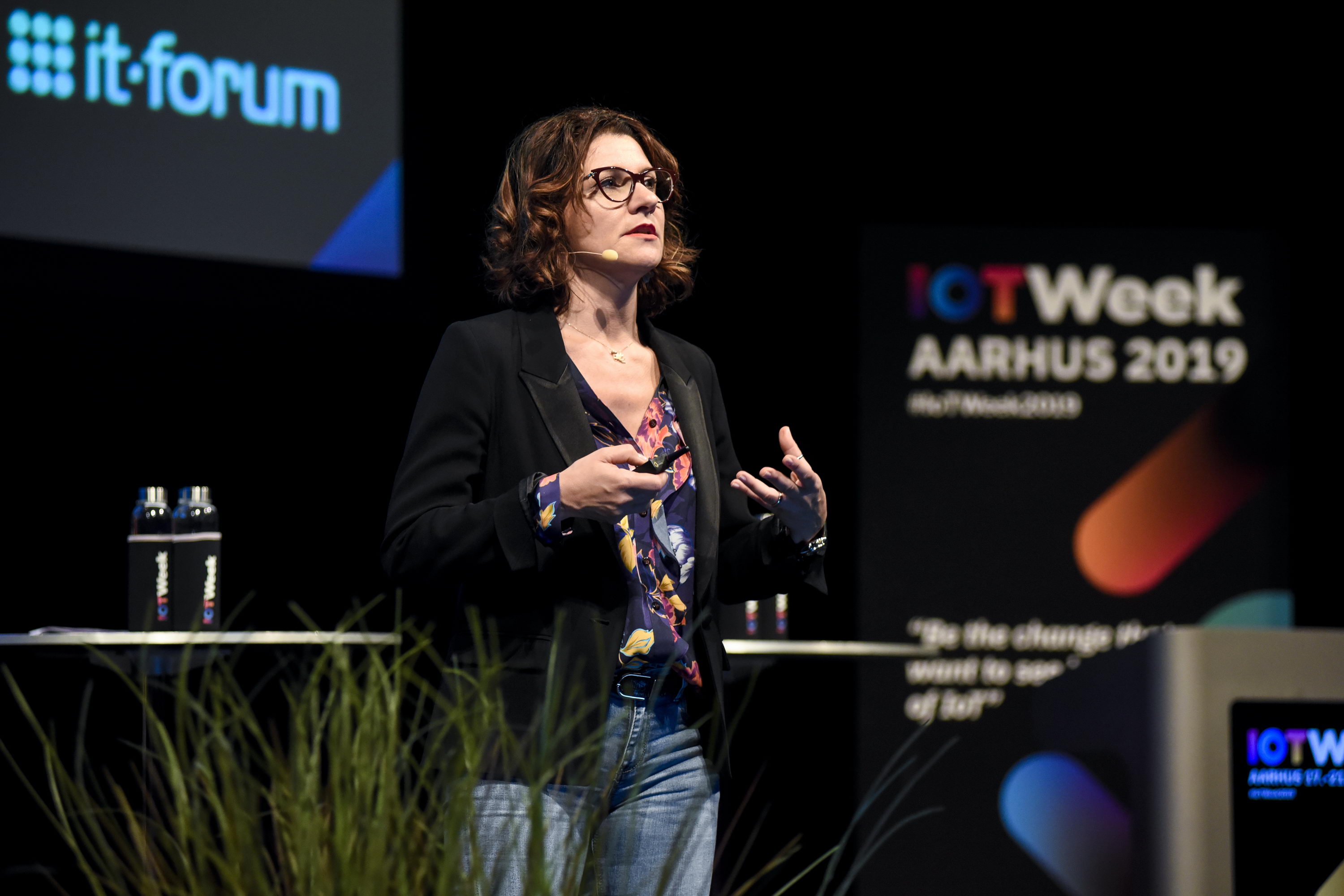 Monique-iotweek